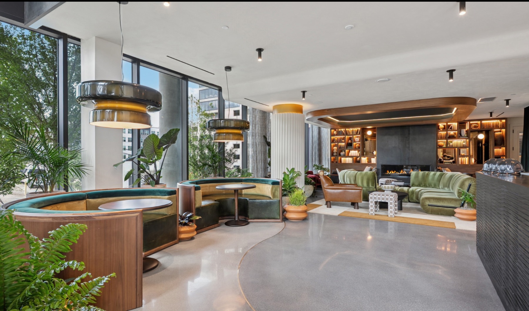 Stella Sets the Standard